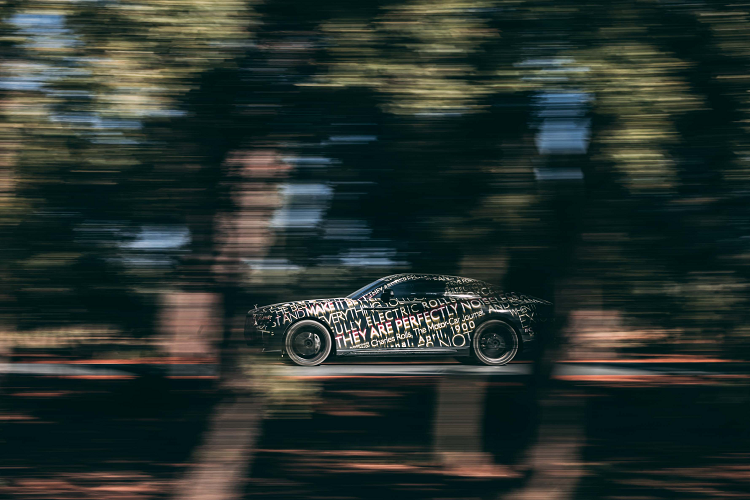 Giai đoạn thứ hai của thử nghiệm trong khu vực Riviera diễn ra ở vùng nông thôn Provençal xung quanh Autodrome de Miramas. Khu vực này được rất nhiều khách hàng của thương hiệu yêu thích