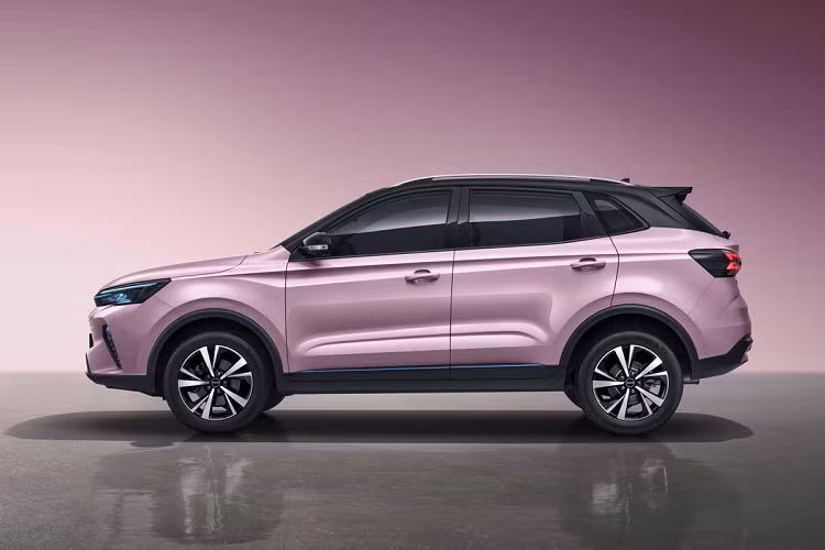 Kích thước dài x rộng x cao của MG VS là 4.440 x 1.810 x 1.634 mm, trục cơ sở 2.625 mm. Kích thước này lớn hơn ZS nhưng nhỏ hơn mẫu HS.