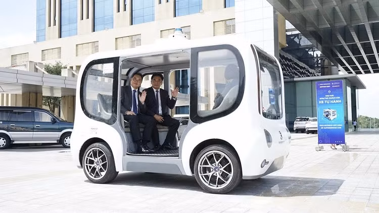 Xe oto tu lai dau tien o Viet Nam thu nghiem tai Binh Duong-Hinh-2
