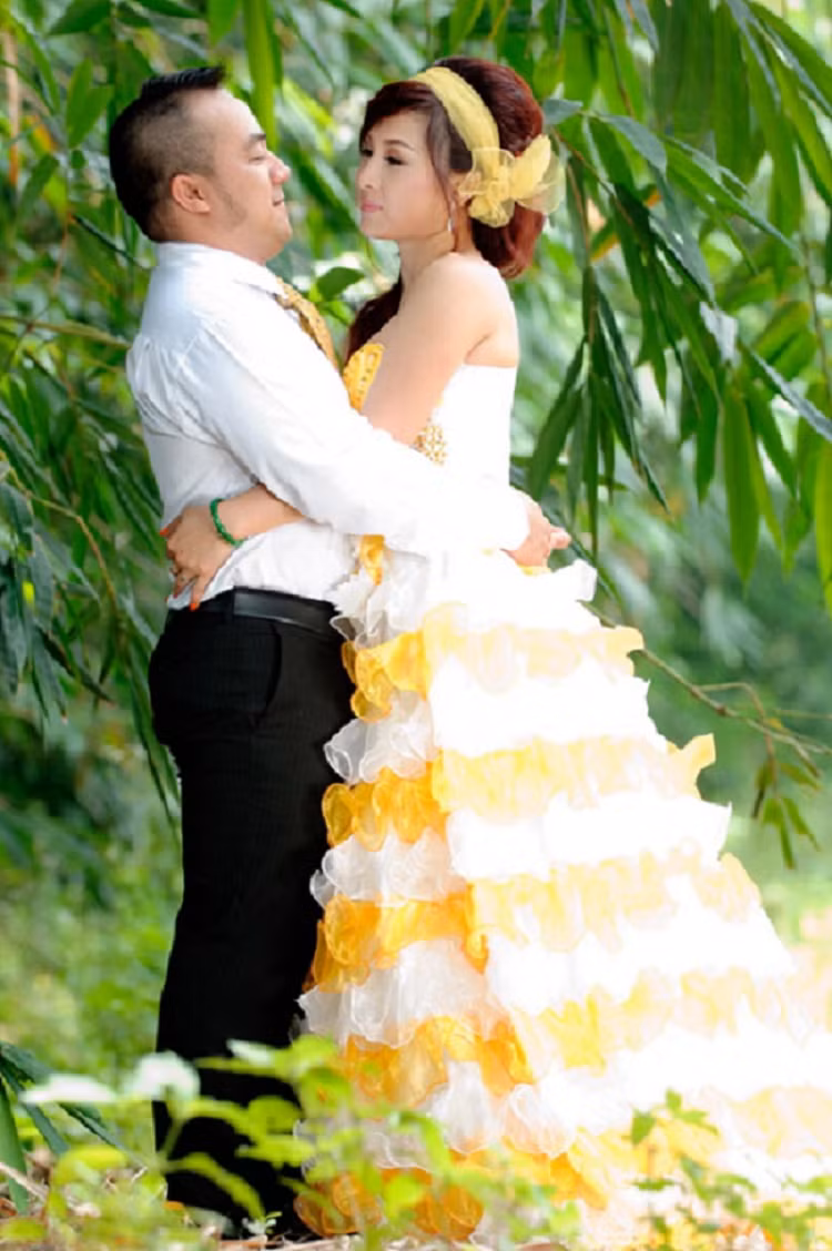 Anh cuoi cua nhung nghe si hai: Mac Van Khoa lay loi, Cong Ly van giu hinh tuong 'co Dau'-Hinh-7