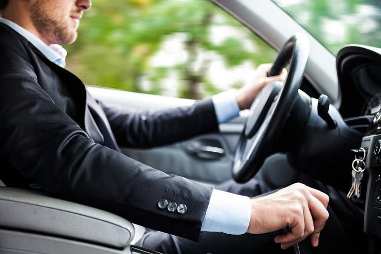 Nhung cach su dung oto tiet kiem nhien lieu co the ban chua biet?-Hinh-3