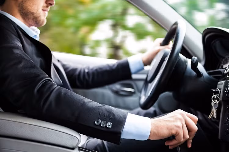 Nhung cach su dung oto tiet kiem nhien lieu co the ban chua biet?-Hinh-3