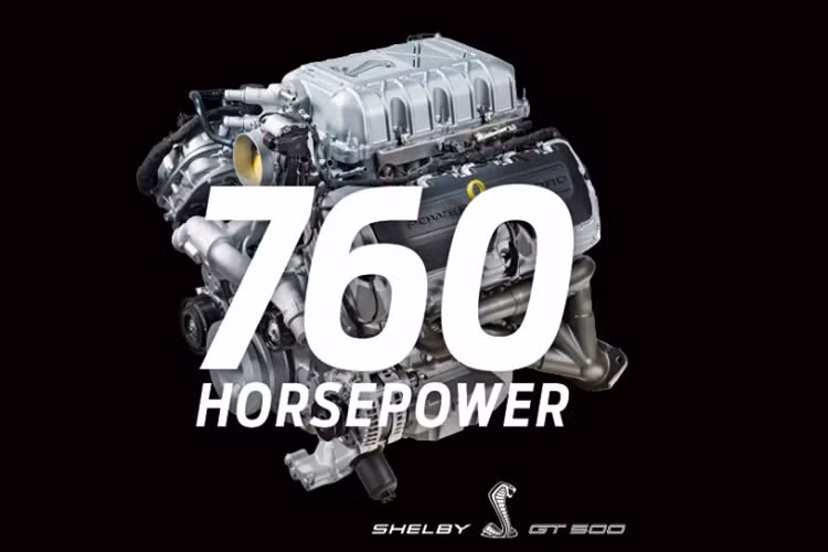 Không chỉ tập trung vào công suất mạnh mẽ hơn phiên bản F-150 Raptor thông thường, Ford F-150 Raptor R 2023 hứa hẹn sẽ mang khả năng vận hành vượt địa hình tốt hơn.