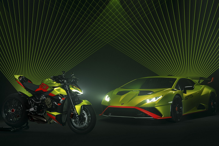 Được đặt tên là Ducati Streetfighter V4 Lamborghini mới, chiếc motor phân khối lớn này được lấy cảm hứng từ chính chiếc “Xe đua đường phố” Huracan STO và “thể hiện hoàn hảo các giá trị của hiệu suất cực cao, tính thể thao và tính độc quyền” của chính hai thương hiệu.