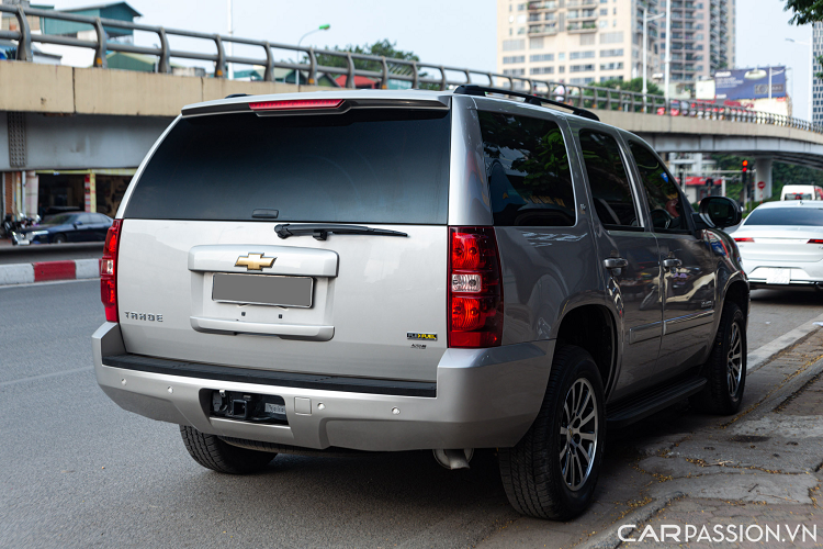 Hiện giá xe Chevrolet Tahoe 2027 đang được chào bán với con số gần 1 tỷ đồng, tại showroom xe đã qua sử dụng ở Hà Nội. Đây là một mẫu xe khá kén người dùng do khá tiêu tốn nhiên liệu.