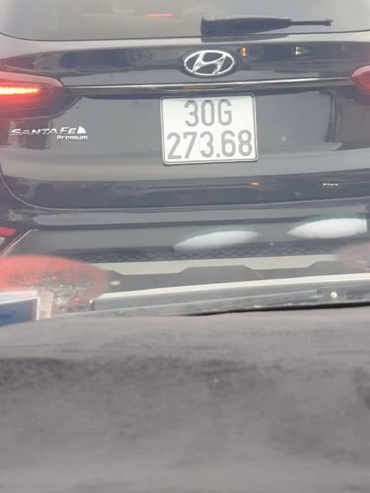 Tai xe van ve, dan bien so 