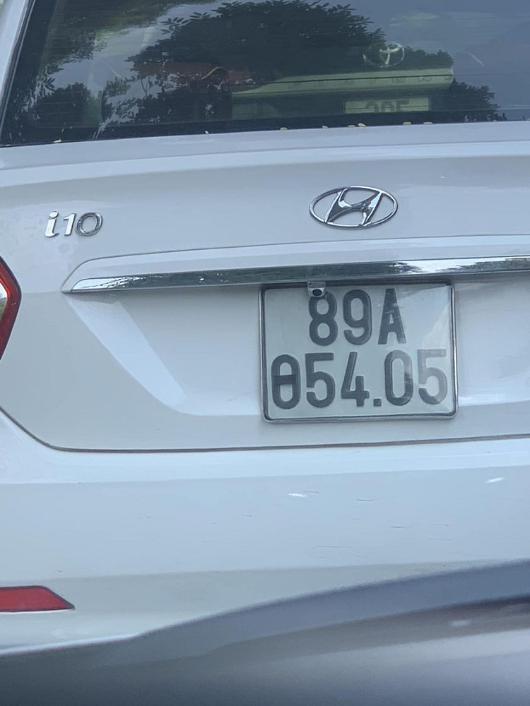 Tai xe van ve, dan bien so 