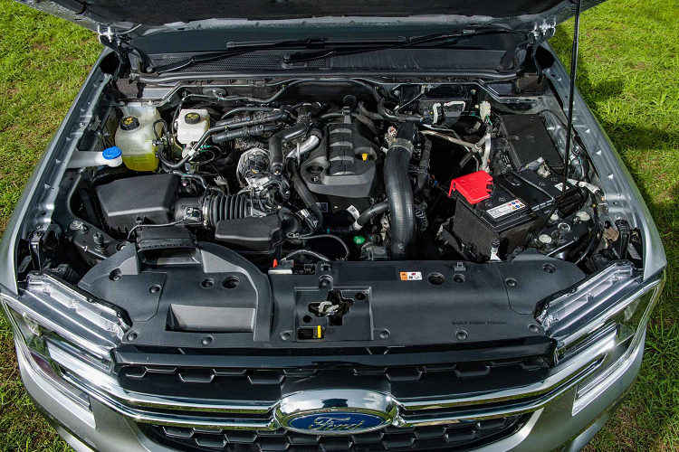 Nếu về Việt Nam trong tương lai gần, Ford Everest 2023 phiên bản Trend 2.0 Turbo 2WD 6AT chắc chắn sẽ là mẫu xe thích hợp dành cho khách hàng đang tìm kiếm mẫu SUV 7 chỗ có giá bán dễ tiếp cận, trang bị đủ dùng, ngoại thất thiết kế đẹp mắt.