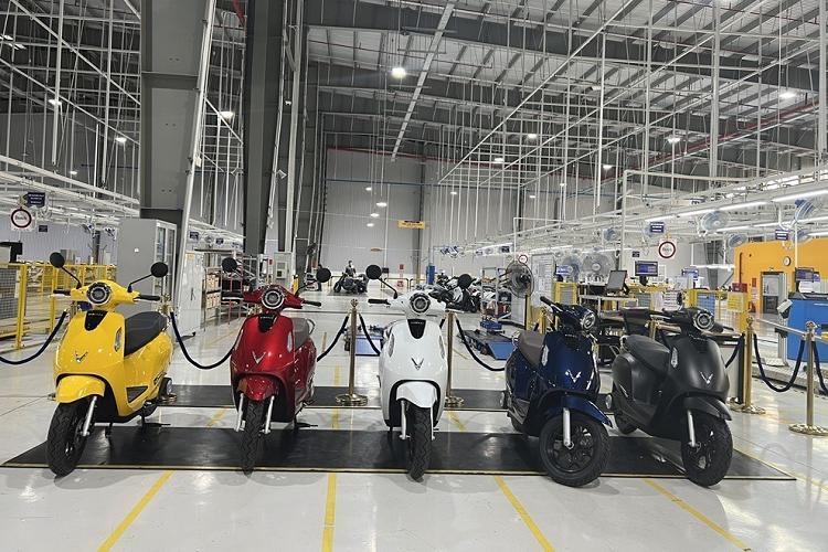 Xe may dien VinFast cu se khong duoc doi pin tu thang 11/2022-Hinh-2