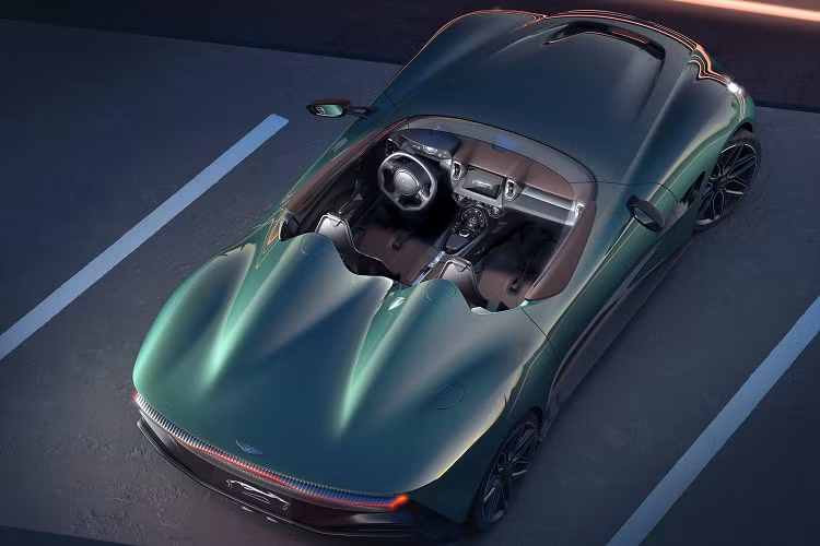 Chiếc xe cũng được trang bị bộ khuếch tán cỡ lớn cùng hệ thống xả lớn đặt ở phần giữa cản sau. Mẫu Concept còn sở hữu bộ mâm hợp kim 21 inch 14 chấu độc đáo với khóa center lock giúp thay thế bánh xe một cách nhanh chóng. Về nội thất, xe sở hữu các chi tiết bọc da cao cấp cùng với các tấm ốp được làm bằng sợi carbon đầy tinh tế.