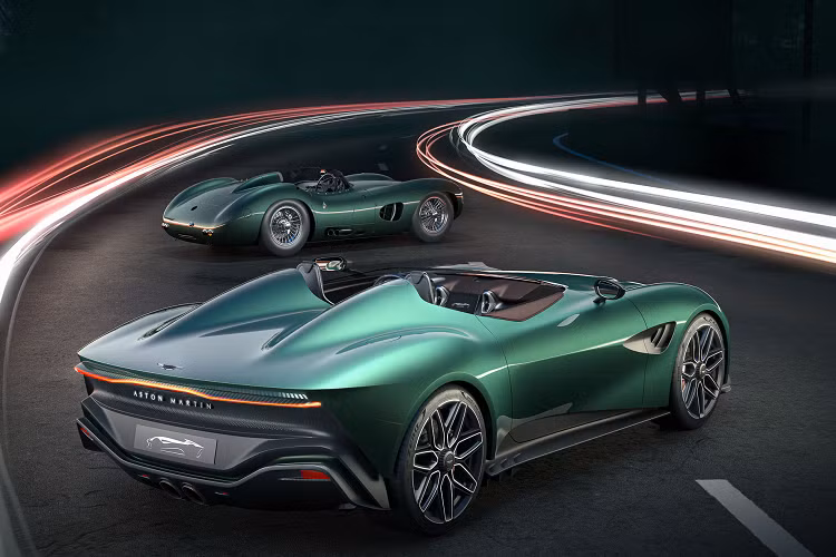 Bộ phận Q từ lâu được biết đến với những sản phẩm cá nhân hóa cao cấp, những mẫu xe độc nhất vô nhị. Chính mẫu Concept Aston Martin DBR22 không mui cũng sẽ hé lộ những điều bất ngờ tiếp theo mà thương hiệu sẽ mang đến cho khách hàng.