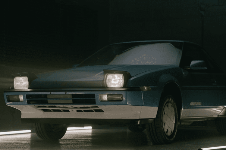 Thiết kế lạ mắt, tối ưu tính khí động học của XT là sáng tạo của Kyuchi Akari, người từng sống với một kỹ sư khí động học khi đang theo học ngành thiết kế xe ôtô. Do vậy, XT có tất cả các thủ thuật để làm cho không khí di chuyển xung quanh nó một cách trơn tru nhất có thể, ví dụ tay nắm cửa ẩn, cần gạt kính chắn gió có thể thu vào, nắp che đèn pha, và đèn pha kiểu bật lên. Ngay đến cửa sổ phía sau cũng được thiết kế đặc biệt để giảm lực cản khí động học.