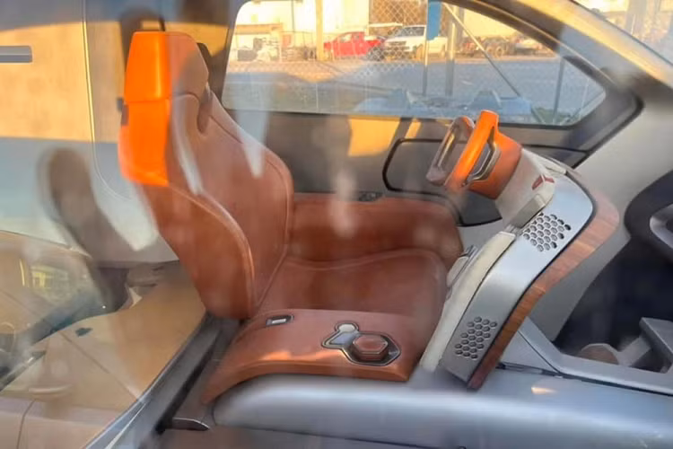 Trao đổi với phóng viên tờ The Drive, phát ngôn viên của hãng Nissan đã xác nhận thông tin rằng hai chiếc xe concept này sẽ bị nghiền nát. Theo đại diện hãng, hai chiếc xe concept đã được giữ lại trong bộ sưu tập di sản của Nissan suốt một thời gian dài. Theo thời gian, hai chiếc xe này đã bị xuống cấp đến mức không thể duy trì được nữa. "Chúng tôi đã giữ chúng lại lâu nhất có thể", phát ngôn viên của hãng nói