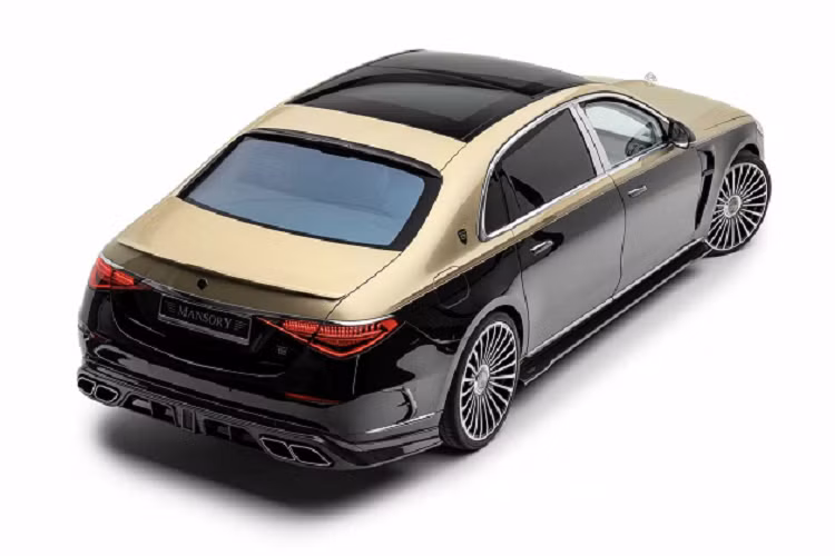 Những chi tiết này khá tinh tế, giúp nâng cấp diện mạo của chiếc sedan siêu sang mà không làm thay đổi quá nhiều thiết kế nguyên bản của xe.