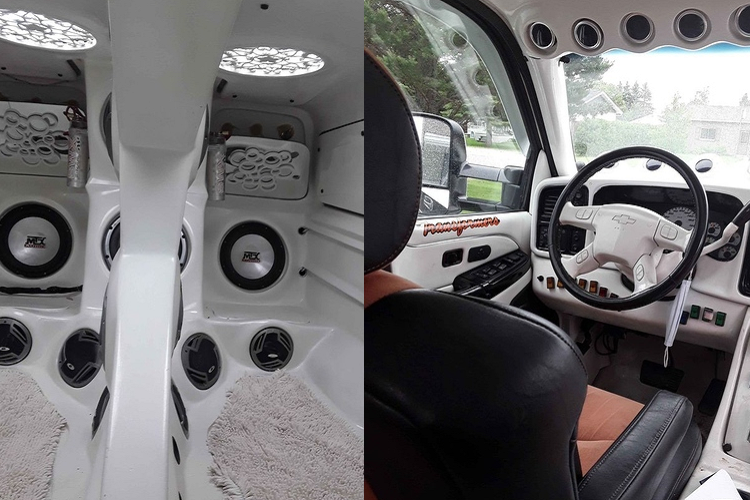 Ở bên trong, hàng ghế sau và khoang hành khách của Avalance đã được loại bỏ và thay vào đó là hai khu vực lớn được ốp nhựa trắng và có một số loa và hai cửa sổ trần.