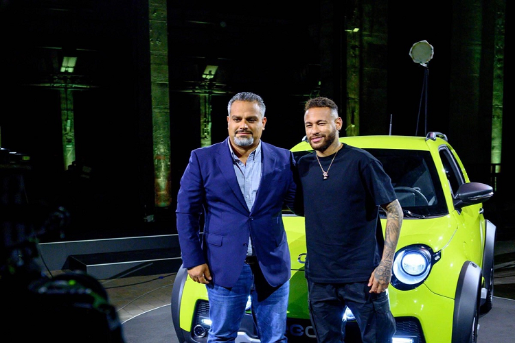 Khoảng 150 khách mời và đại diện báo chí đã tham dự buổi ra mắt e.wave X: một mẫu xe CUV-B thuần điện. Sự kiện được phát trực tiếp và được hỗ trợ bởi IFA - triển lãm công nghệ lớn nhất châu Âu. Lễ ra mắt e.wave X đánh dấu sự khởi đầu của chương tiếp theo trong hành trình tăng trưởng của hãng xe điện e.GO.