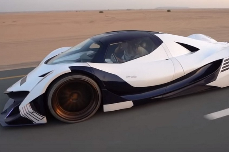 Khi Devel Sixteen chính thức ra mắt thị trường, nó sẽ có giá 1,6 triệu USD cho phiên bản trang bị V8. Theo báo cáo, nếu bạn bỏ ra thêm 200.000 USD nữa, bạn sẽ nhận được thêm 8 xi-lanh và gấp đôi số mã lực, trong khi phiên bản động cơ V16 chỉ dành cho đường đua sẽ có giá trên 2 triệu USD. Mặc dù có cái giá cao ngất ngưởng, Devel từng nói rằng họ đã có danh sách chờ 2 năm trong năm 2019.