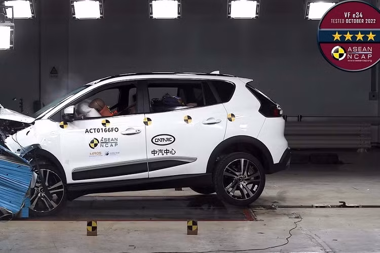 ASEAN NCAP cong bo thu nghiem an toan xe oto dien VinFast VF e34