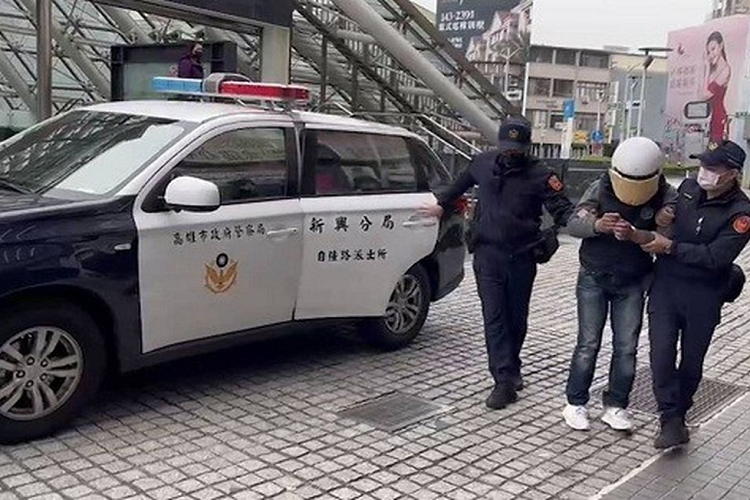 Dai Loan xu phat lai xe say ruou bang cach “doc nhat vo nhi”-Hinh-2