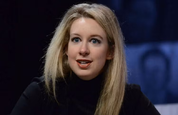 Nhung ty phu sieu giau bong choc trang tay, tan gia bai san-Hinh-4