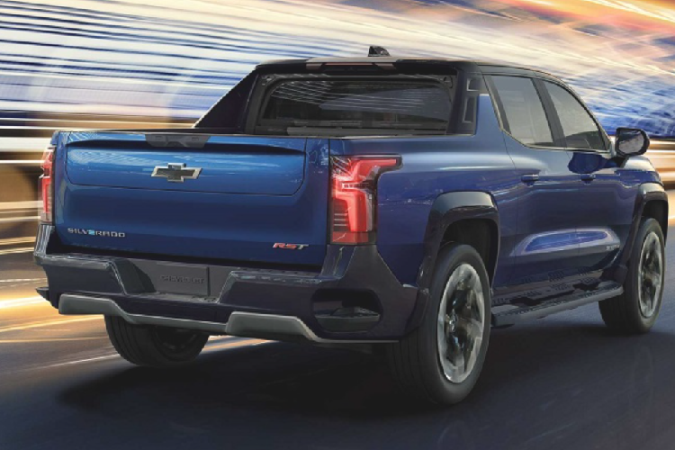 Ngoài ra, xe còn có hệ thống lái bán tự động Super Cruise cho phép vận hành rảnh tay trên hơn 321.869 km tuyến đường cố định ở Mỹ và Canada.