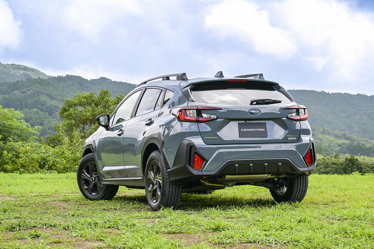 Việc ra mắt thị trường của Subaru Crosstrek thế hệ thứ ba được lên kế hoạch vào năm 2023. Mức giá xe Subaru Crosstrek 2023 chưa được công bố chính thức, sau khi mở bán tại Nhật Bản, nó dần dần được tung ra các thị trường toàn cầu khác.