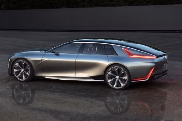 Cadillac nhấn mạnh rằng Celestiq là mẫu xe có thể tùy chỉnh cao cấp nhất của hãng. Chiếc sedan điện có thể sẽ tạo ra nhu cầu về một dây chuyền sản xuất chuyên biệt. Mức độ tùy chỉnh khiến giá xe Cadillac Celestiq EV 2023 khoảng 200.000 USD (khoảng 4,64 tỷ đồng), như vậy Celestiq sẽ là chiếc xe đắt nhất của Cadillac từ trước đến nay.