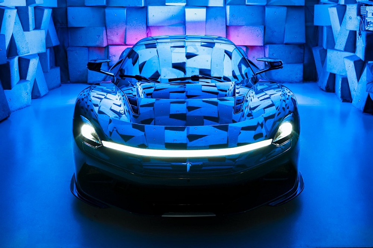 Mang lại cho những mẫu xe điện thể thao một âm thanh đặc trưng riêng trong nội thất của chúng khi chạy nhanh đang dần trở thành một yếu tố rất cần thiết. Nó không những bổ sung sự phấn khích và sảng khoái khi lái một chiếc xe gần như không phát tiếng động, mà còn mang lại thêm cá tính và tăng cường sự khác biệt giữa trải nghiệm lái của mỗi chiếc xe điện, từ những chiếc rẻ tiền cho tới Pininfarina Battista đắt tiền.