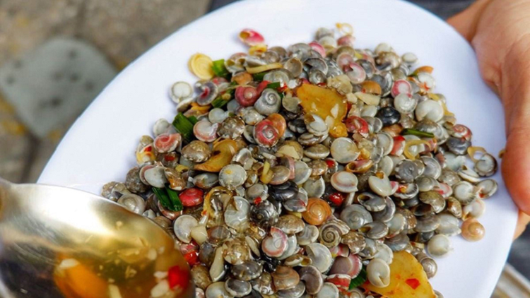 Ốc ruốc xuất hiện nhiều từ tháng 12 âm lịch đến tháng 4 năm sau. 