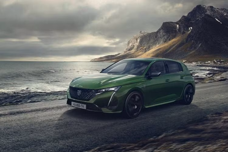 Cuộc bình chọn xe đẹp nhất năm 2022 cho pháo đẹp có tổng cộng 65 ứng viên, vòng đầu tiên là chọn ra chiếc xe tốt nhất theo mỗi phân khúc.