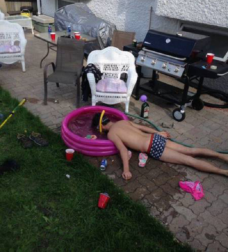 Làm gì khi quá lâu không được đi biển. 