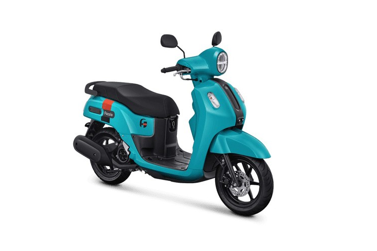 Trong khi đó phần đuôi xe dạng hộp vuông khá xinh xắn giúp xe có tổng thể khá gọn gàng và đơn giản. 