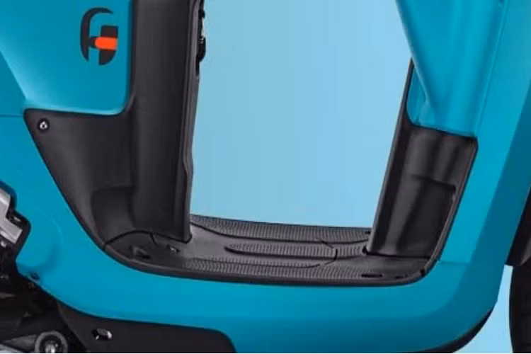 Theo đó, mẫu xe ga Yamaha Fazzio Hybrid tại thị trường Indonesia được bán ra với giá niêm yết 21,7 triệu Rupiah, tương đương 34,3 triệu đồng, một mức giá khá hấp dẫn với những ưu điểm mà xe mang lại.