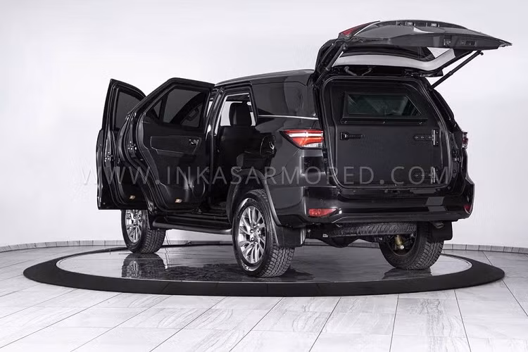 Hiện chưa rõ giá bán cụ thể của chiếc Toyota Fortuner bọc thép chống đạn này. Tuy nhiên, so với những sản phẩm khác của công ty INKAS thì chiếc Toyota Fortuner này chắc chắn sẽ hợp túi tiền hơn.