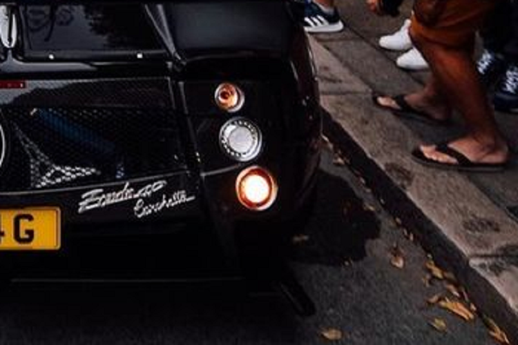 Vụ tai nạn xảy ra tại một sự kiện siêu xe ở Zagreb, Croatia. Nguyên nhân của vụ việc trên vẫn chưa được làm rõ. Tuy nhiên, những hình ảnh tại hiện trường cho thấy toàn bộ phần cản sau của Pagani Zonda HP Barchetta bị hư hại nặng, trục bánh sau bị gãy rời. Phần thân bên trái của chiếc xe bị trầy xước tại nhiều vị trí.