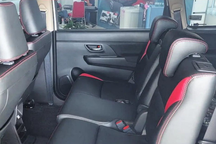 Trong khi đó, những trang bị còn lại của Suzuki XL7 Alpha FF 2022 không có gì thay đổi so với bản Alpha.