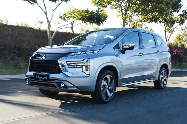 Sự thay đổi còn lại của Mitsubishi Xpander 2022 nằm ở hệ thống treo nâng cấp. Hãng Mitsubishi khẳng định hệ thống treo này mang đến cảm giác lái tốt hơn và giảm thiểu tình trạng vặn thân xe.