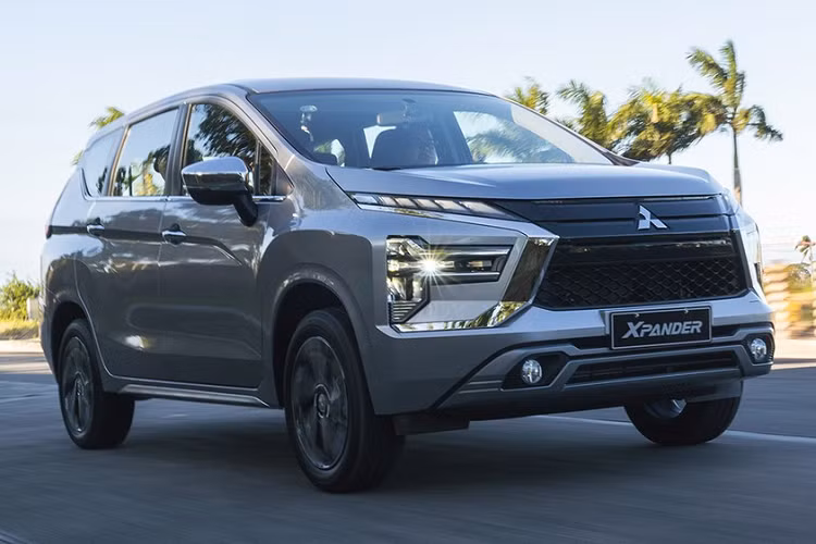Theo kế hoạch, đến tháng 5 năm nay, Mitsubishi Xpander 2022 mới chính thức được bày bán tại thị trường Philippines. Trong tháng 3 này, Mitsubishi Xpander mới dự kiến cũng sẽ ra mắt thị trường Thái Lan. Trong khi đó, tại Việt Nam, xe hiện đã được đăng ký bảo hộ kiểu dáng công nghiệp nên ngày trình làng có lẽ cũng không còn xa.