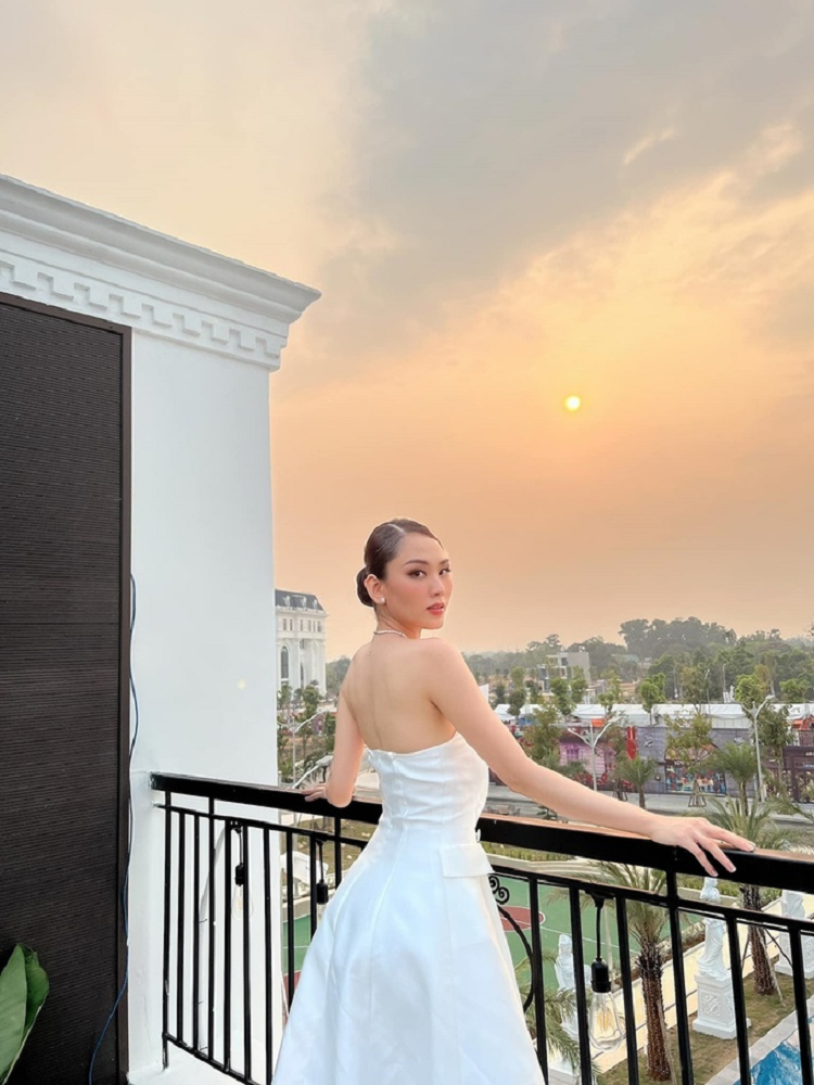 Ngoai hinh nong bong, quyen ru cua gia su con trai Le Quyen-Hinh-8