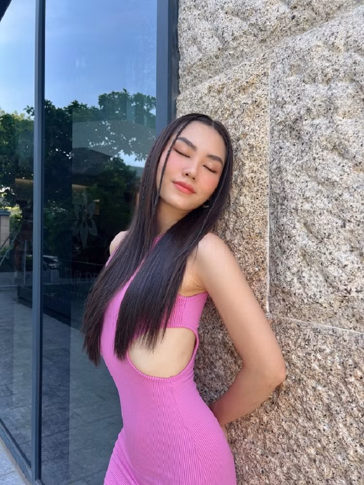 Ngoai hinh nong bong, quyen ru cua gia su con trai Le Quyen-Hinh-3