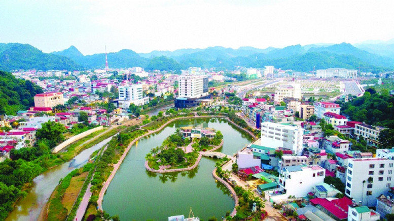 Sơn La đấu thành công 45 lô đất, thu về hơn 41 tỷ đồng Son La dau thanh cong 45 lo dat, thu ve hon 41 ty dong