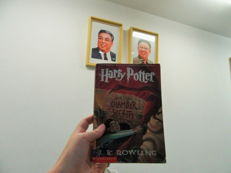 Một cuốn truyện Harry Potter được tìm thấy trong Thư viện Quốc gia.