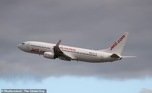 May bay ha canh khan cap vi hanh khach dot tu