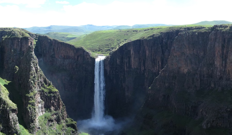 Thác Matetsunyane ở đất nước Lesotho. 