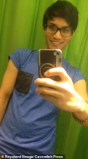 Nếu Chính phủ Anh đồng ý cho Sinaga hồi hương, ông ta sẽ bị giam giữ tại một nhà tù an ninh tối cao.