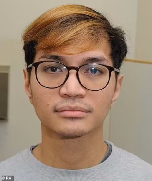 Theo Daily Mail, kẻ hiếp dâm khét tiếng nhất nước Anh Reynhard Sinaga (ảnh), 41 tuổi, bị kết tội tại Manchester vào năm 2020 vì hành vi chuốc thuốc mê và tấn công tình dục nhiều thanh niên sau khi đưa họ từ quán bar về căn hộ của hắn ta. (Nguồn ảnh: Daily Mail/PA/Cảnh sát Greater Manchester)