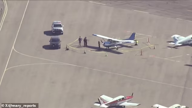 Ám ảnh hiện trường vụ hai máy bay va chạm trên không - Hình 4 Am anh hien truong vu hai may bay va cham tren khong-Hinh-4