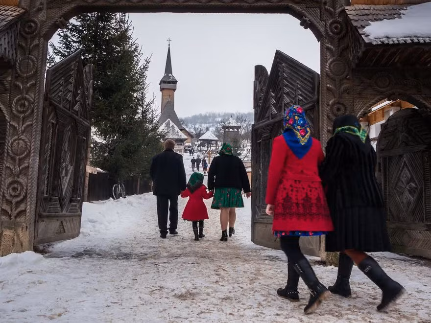 Tan muc cuoc song yen binh o vung nong thon Romania-Hinh-13