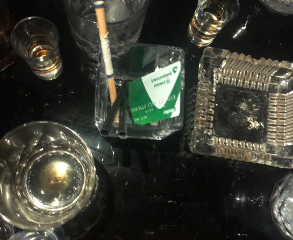 "Đột kích" quán bar giữa Sài Gòn, phát hiện hàng chục người phê ma túy