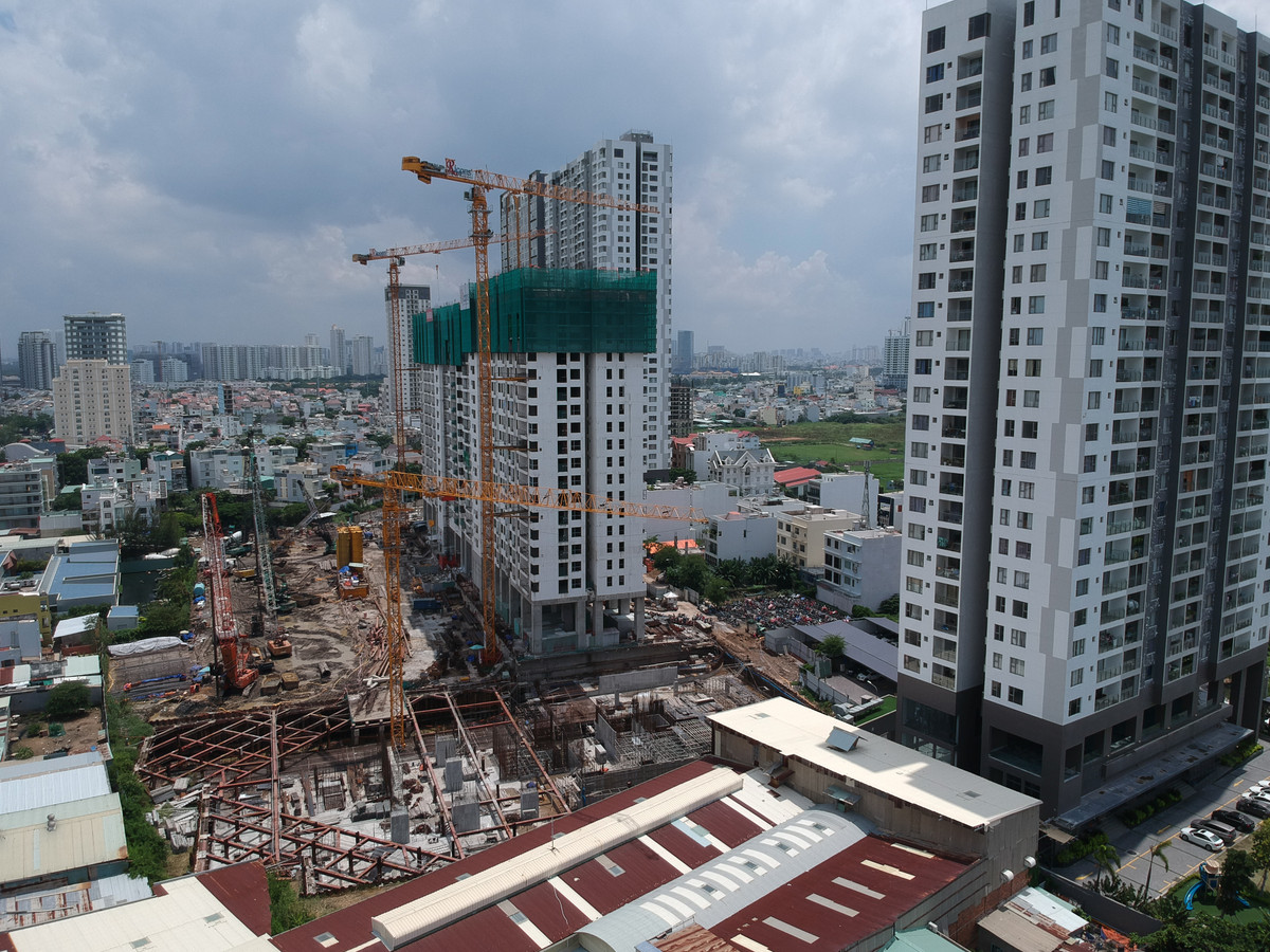 Co tinh lach luat, Cong ty An Gia bat ngo 